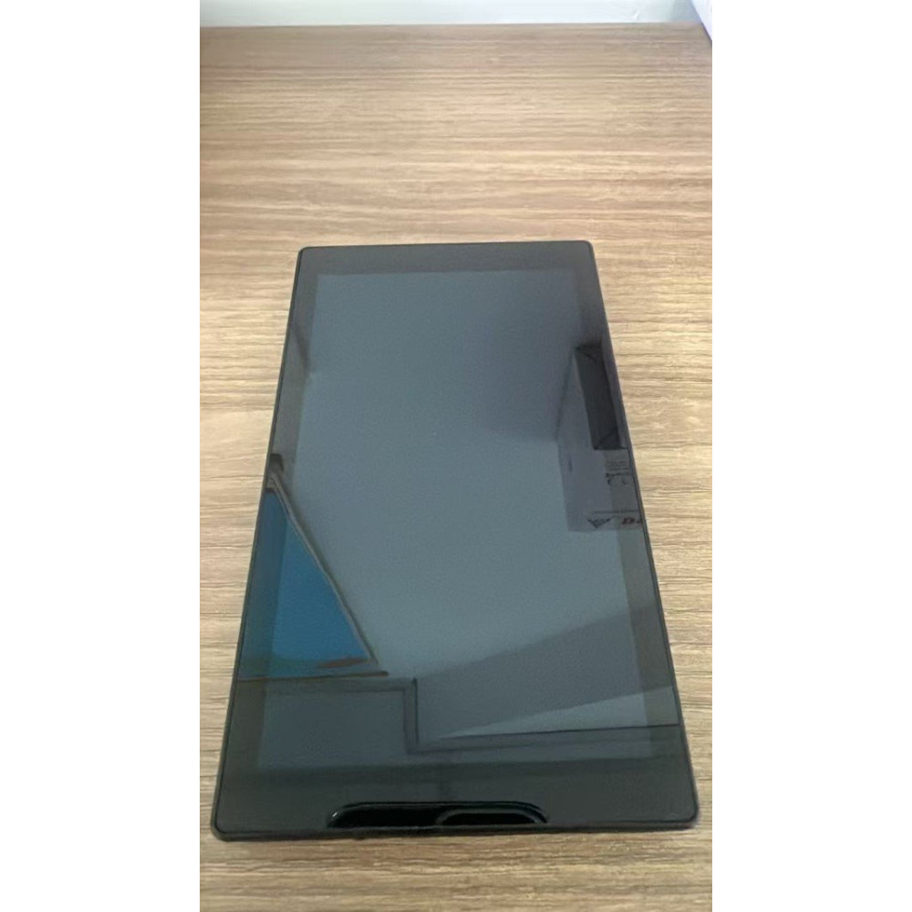 Schermo integrato (con porta di rete) (5,5 pollici) Per modello: PT035 PT036 DESP401219
